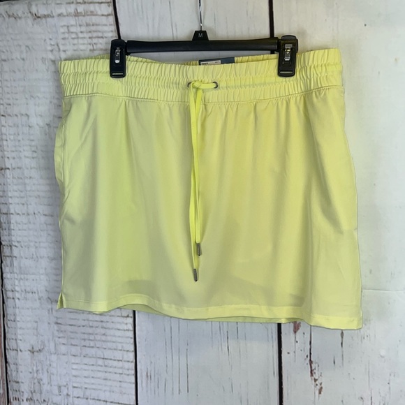 NWT TEK GEAR SKORT - Picture 1 of 8